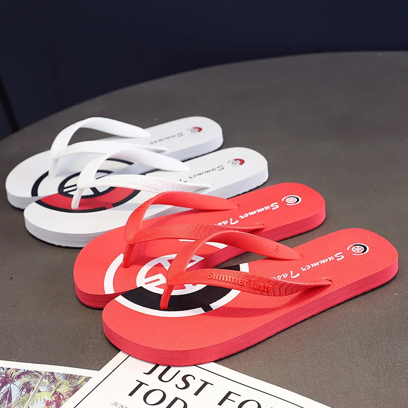 2022 New Flip Flops Slippers Men Summer Anti-skid Outdoor Korea Casual Light Beach Sandals Household Slipper Students Slides